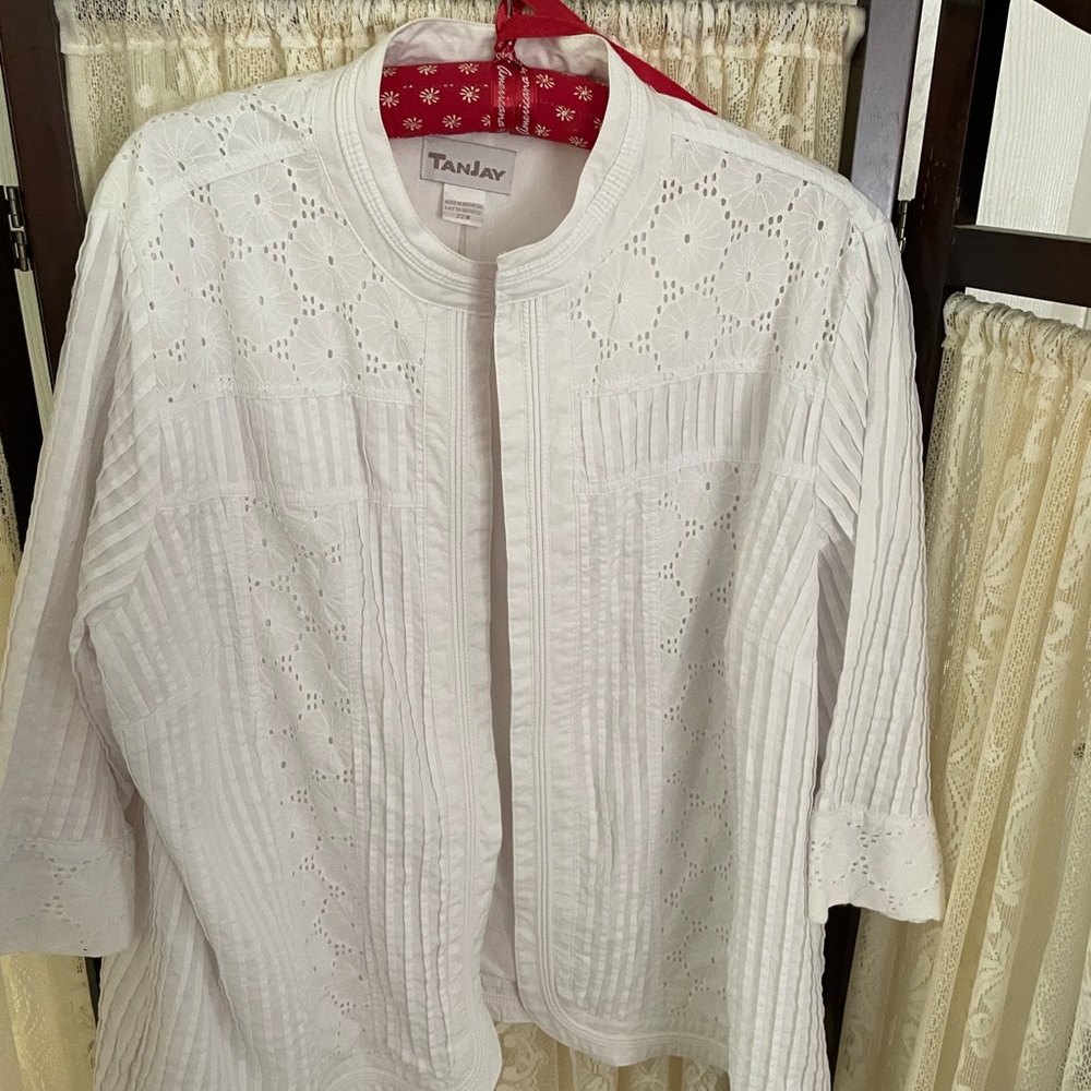 TanJay Cream Floral Eyelet Jacket